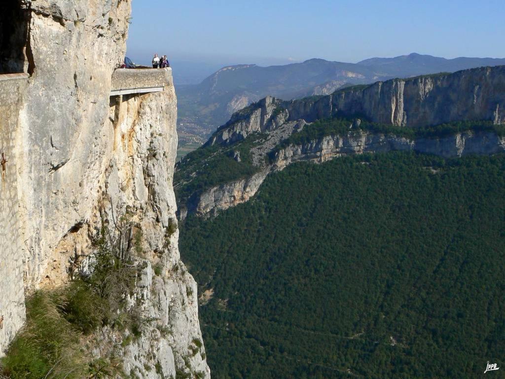 Logez Au Coeur Du Parc Du Vercors Saint-Laurent-en-Royans Bagian luar foto